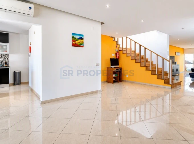 Moradia T6 para Venda em Albufeira e Olhos de Água Foto 21