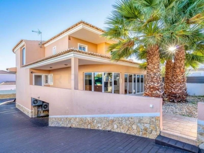 Moradia T6 para Venda em Albufeira e Olhos de Água Foto 43