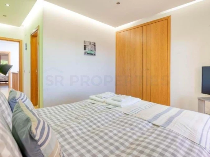 Moradia T6 para Venda em Albufeira e Olhos de Água Foto 19