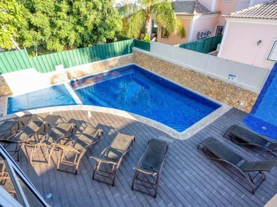 Moradia T6 para Venda em Albufeira e Olhos de Água Foto 37