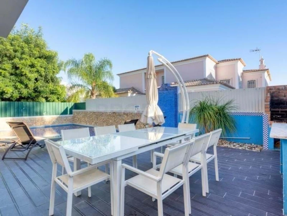 Moradia T6 para Venda em Albufeira e Olhos de Água Foto 40