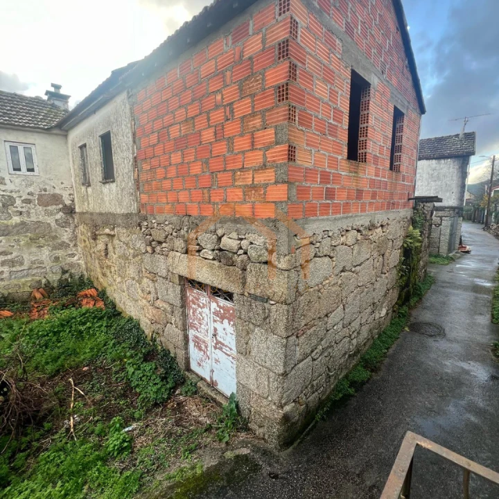 Terreno para Venda em Pias Foto 2