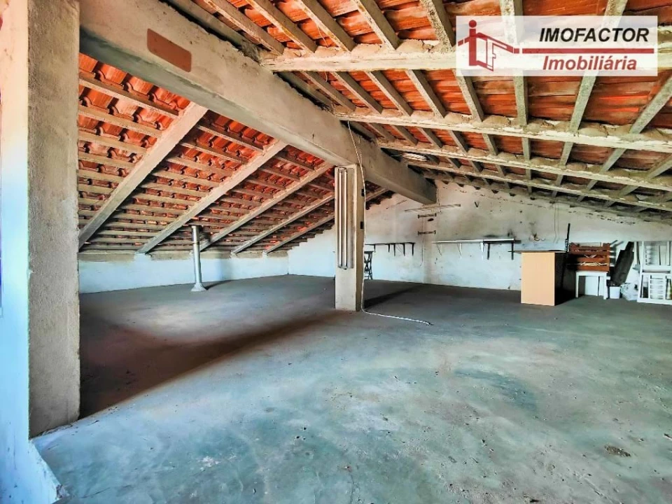 Moradia T2 para Venda em Cebolais de Cima e Retaxo Foto 14