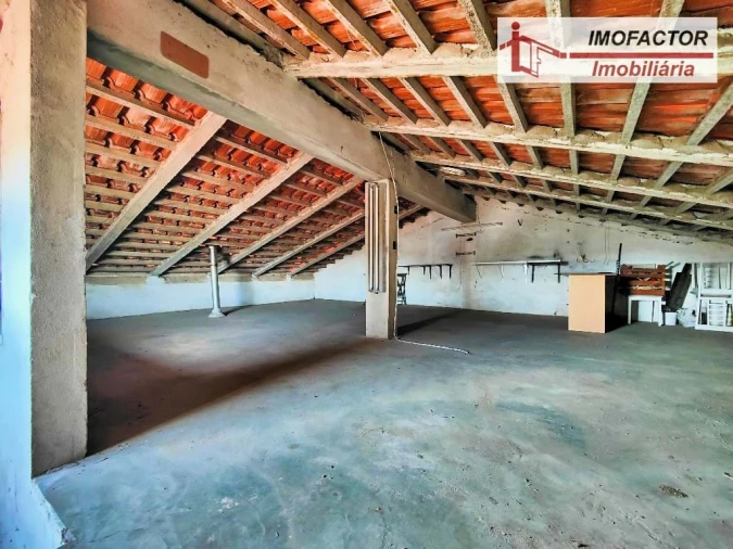 Moradia T2 para Venda em Cebolais de Cima e Retaxo Foto 14