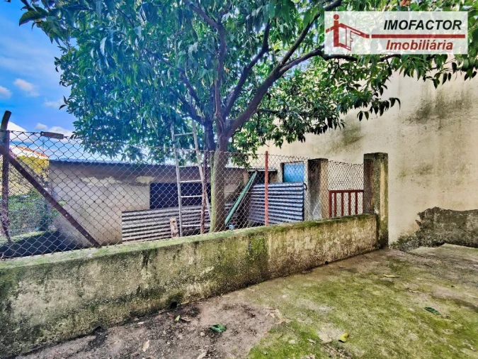 Moradia T2 para Venda em Cebolais de Cima e Retaxo Foto 25