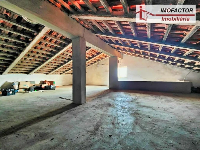 Moradia T2 para Venda em Cebolais de Cima e Retaxo Foto 15