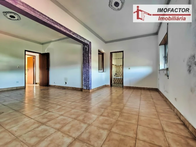 Moradia T2 para Venda em Cebolais de Cima e Retaxo Foto 1