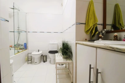 Moradia T4 para Venda em Corroios