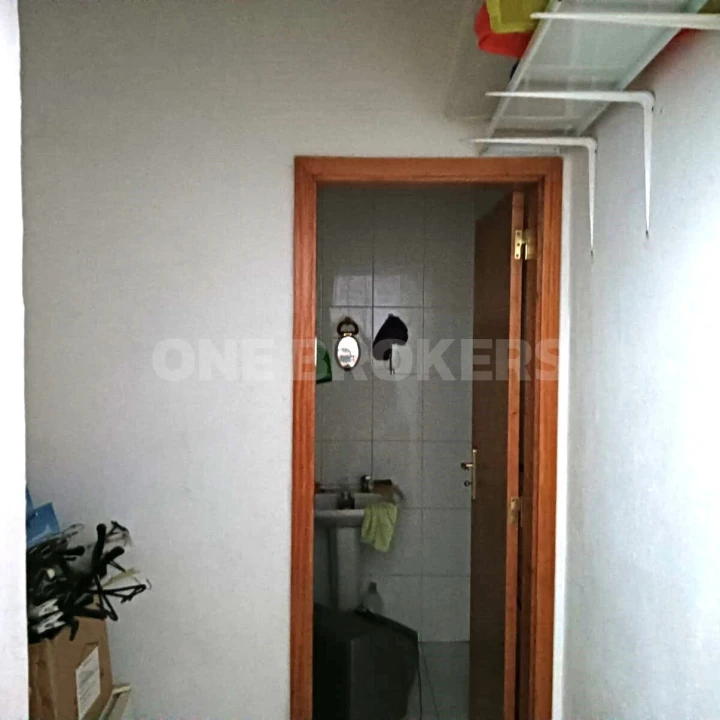 Loja para Venda em Santo António dos Cavaleiros e Frielas Foto 7