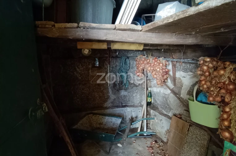 Moradia T2 para Venda em Santa Cruz do Douro e São Tomé de Covelas Foto 24
