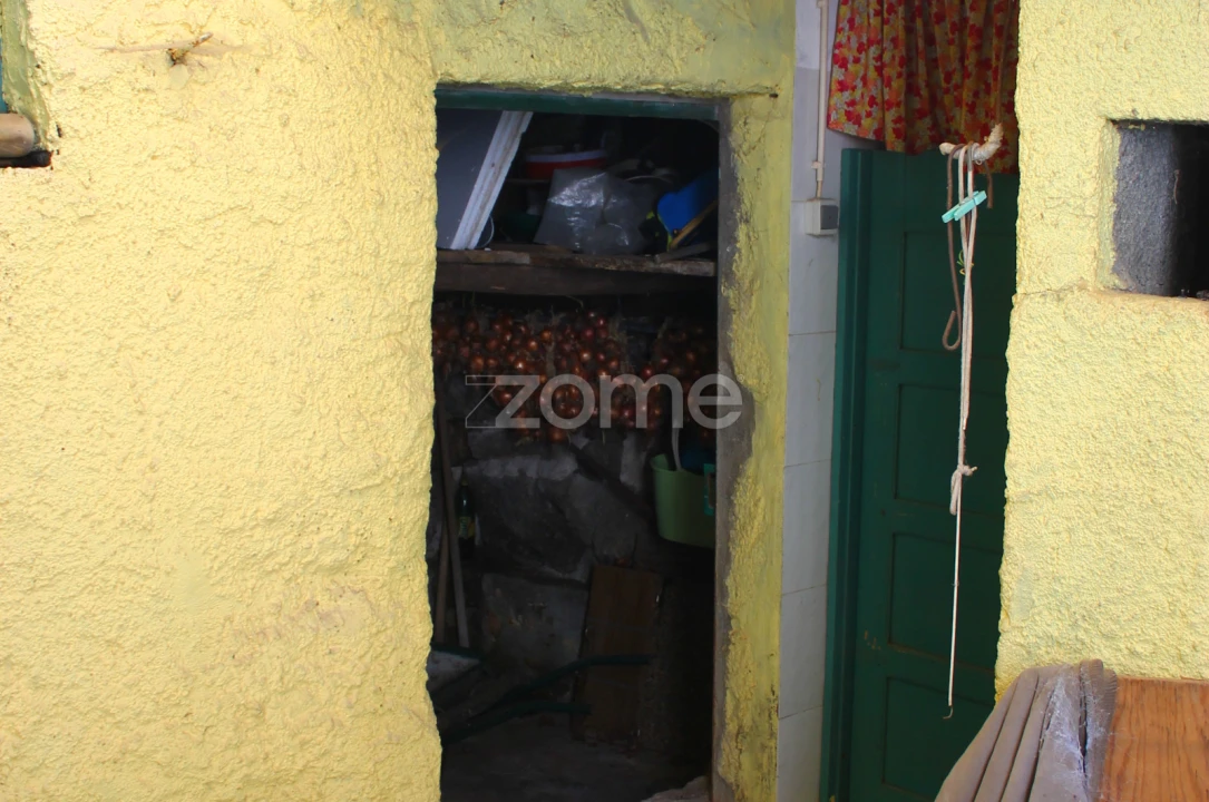 Moradia T2 para Venda em Santa Cruz do Douro e São Tomé de Covelas Foto 23