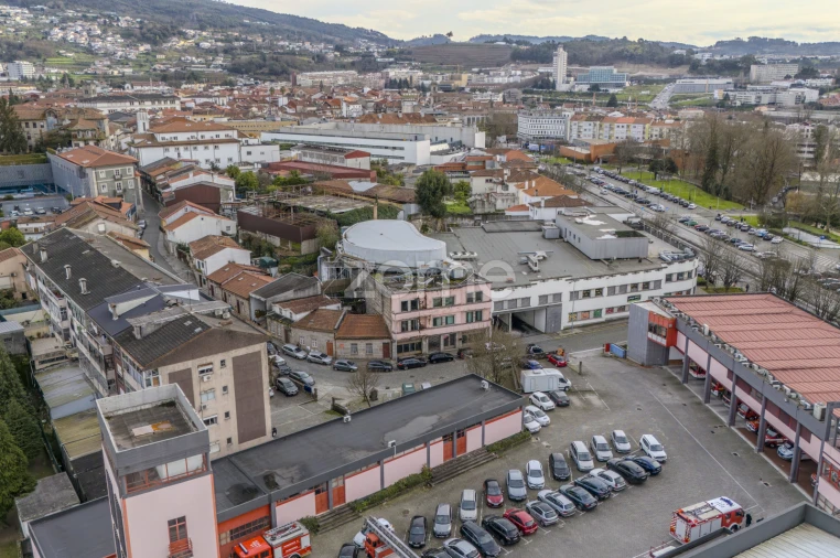 Negócio para Venda em Azurem Foto 2