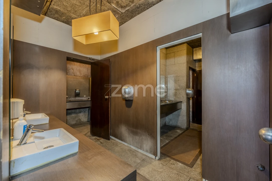 Negócio para Venda em Azurem Foto 13