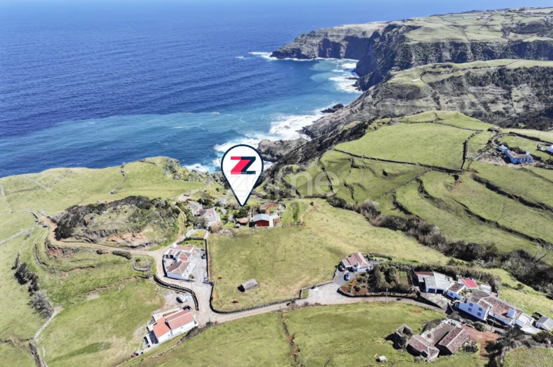 Moradia T6 para Venda em Santa Barbara Foto 1