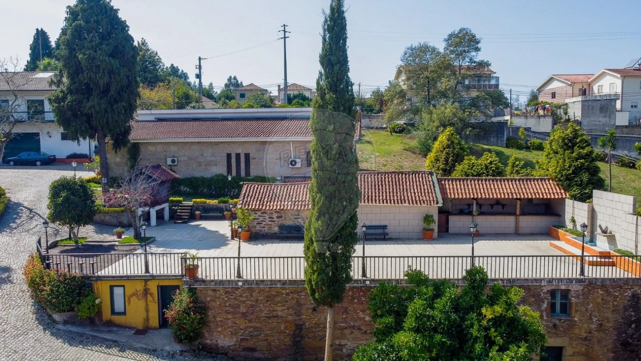 Quinta T4 para Venda em Gondomar (São Cosme), Valbom e Jovim Foto 4