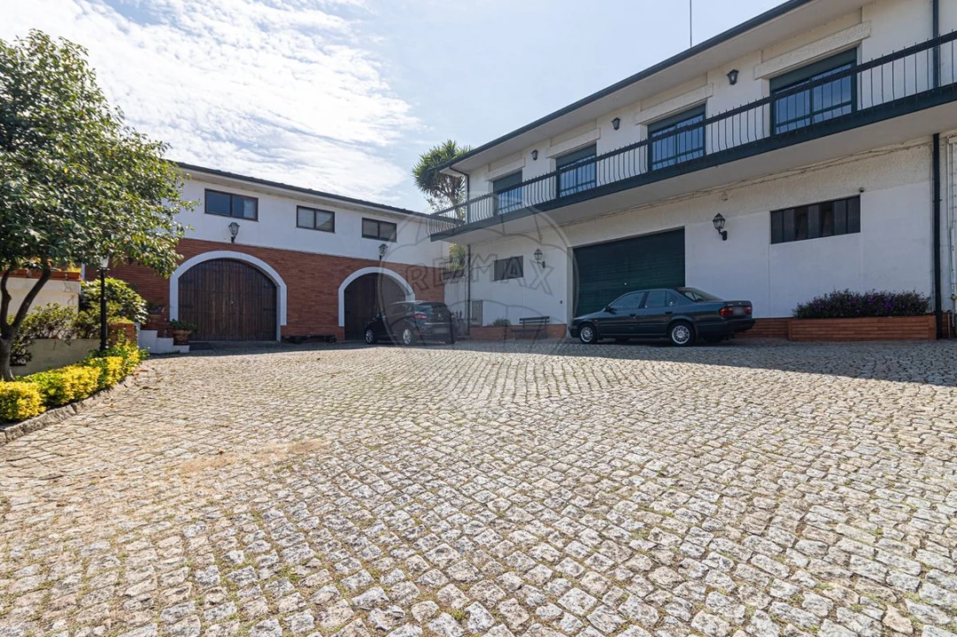 Quinta T4 para Venda em Gondomar (São Cosme), Valbom e Jovim Foto 8