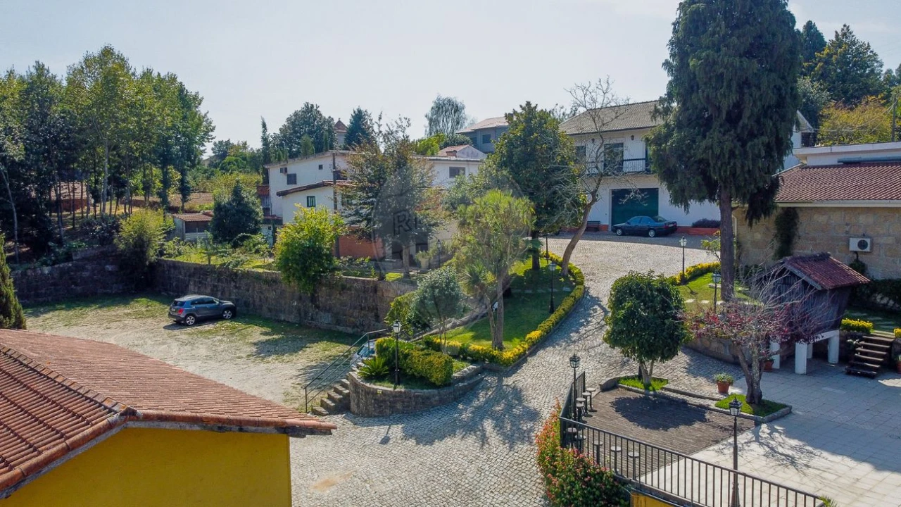 Quinta T4 para Venda em Gondomar (São Cosme), Valbom e Jovim Foto 5