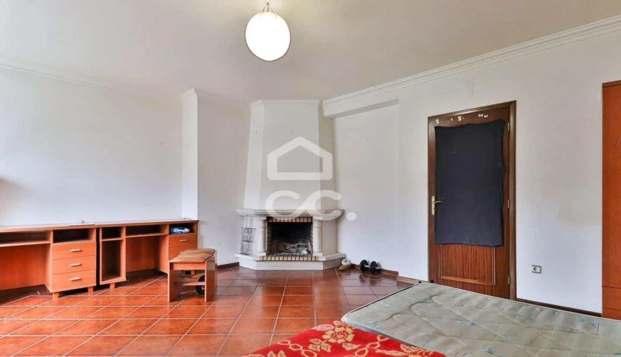 Apartamento T7 para Venda em São Martinho do Bispo e Ribeira de Frades Foto 1