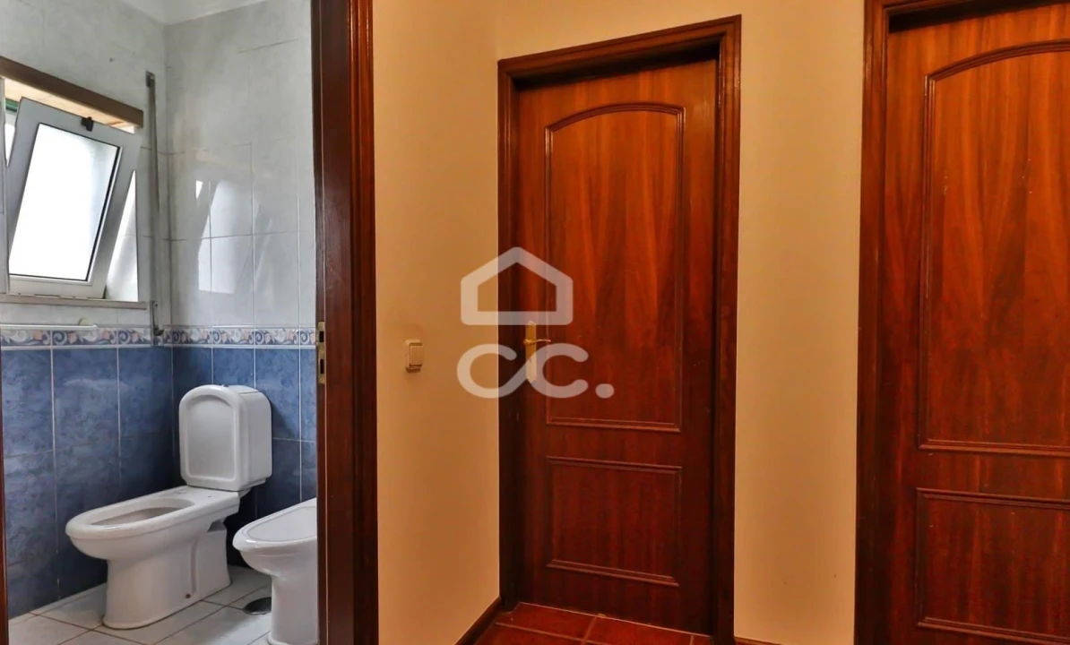Apartamento T7 para Venda em São Martinho do Bispo e Ribeira de Frades Foto 9