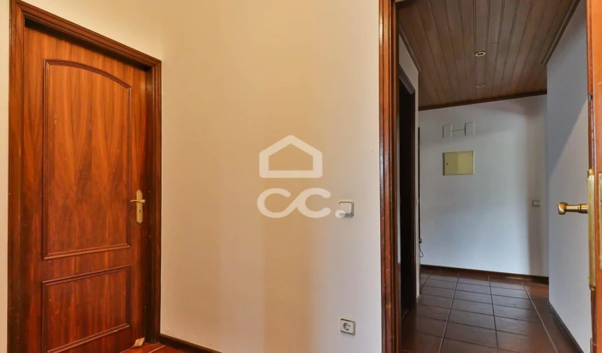 Apartamento T7 para Venda em São Martinho do Bispo e Ribeira de Frades Foto 3