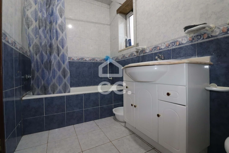 Apartamento T7 para Venda em São Martinho do Bispo e Ribeira de Frades Foto 12
