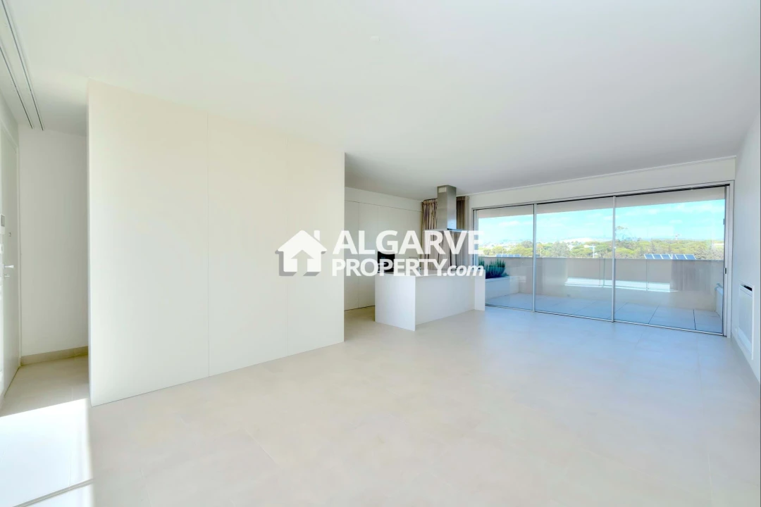 Apartamento T2 para Venda em Quarteira Foto 6