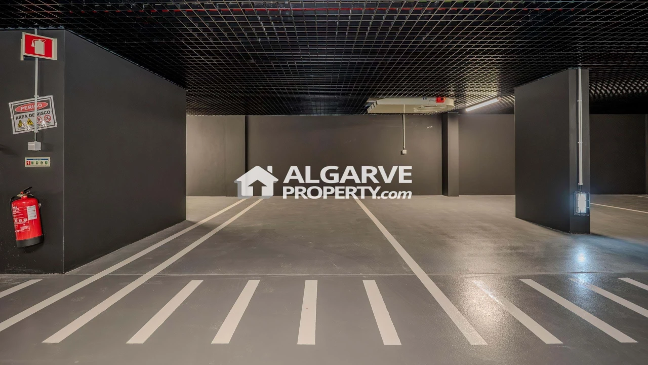 Apartamento T2 para Venda em Quarteira Foto 18