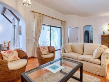 Moradia T3 para Venda em Quarteira