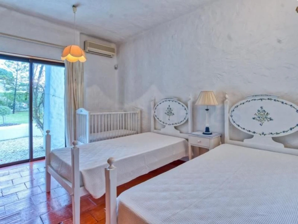 Moradia T3 para Venda em Quarteira Foto 10