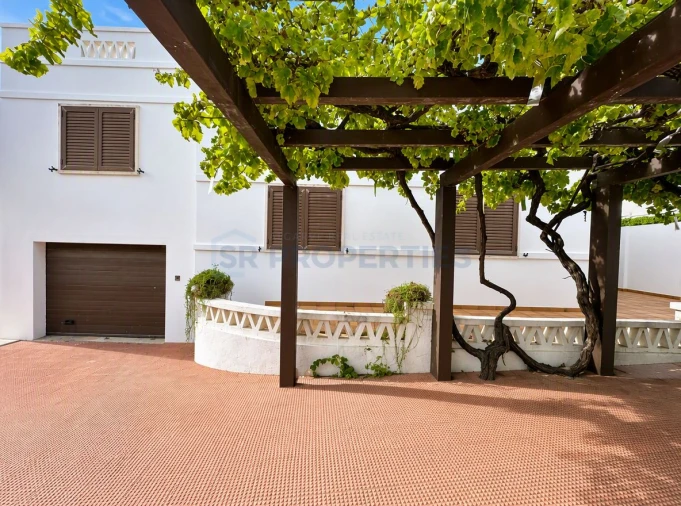 Moradia T3 para Venda em Boliqueime Foto 2