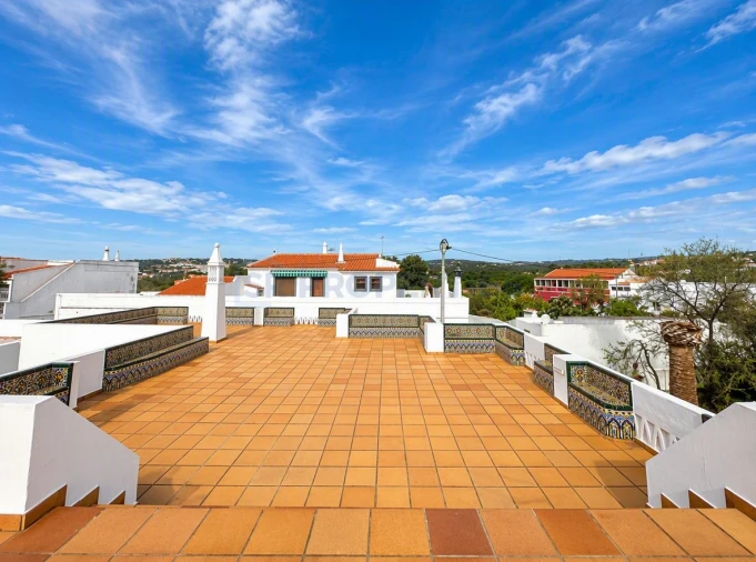 Moradia T3 para Venda em Boliqueime Foto 44