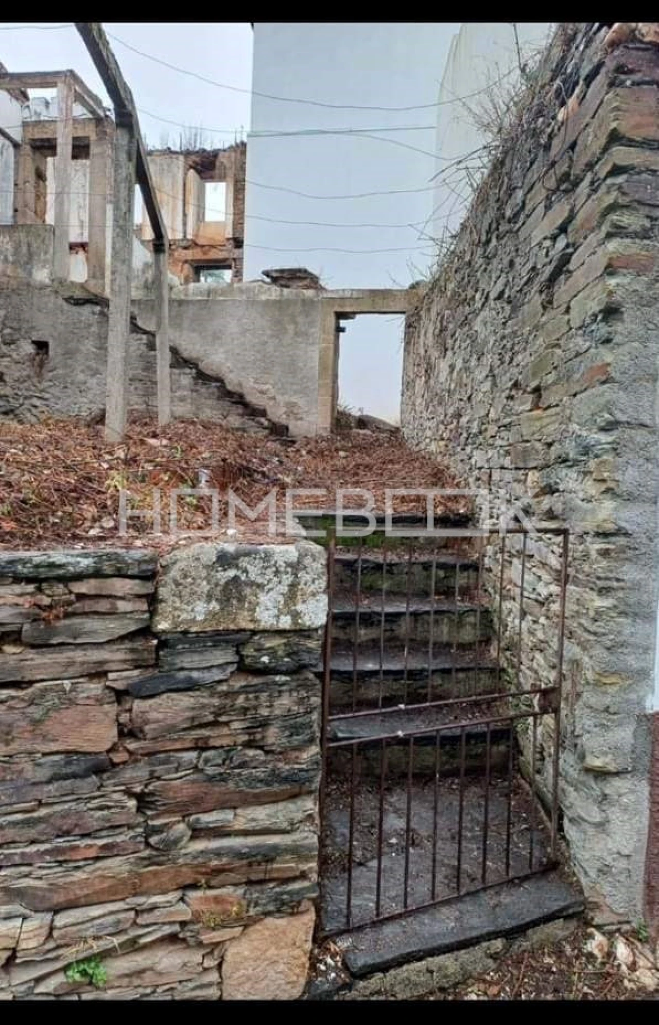 Moradia T3 para Venda em Vila Cova de Alva e Anseriz Foto 3