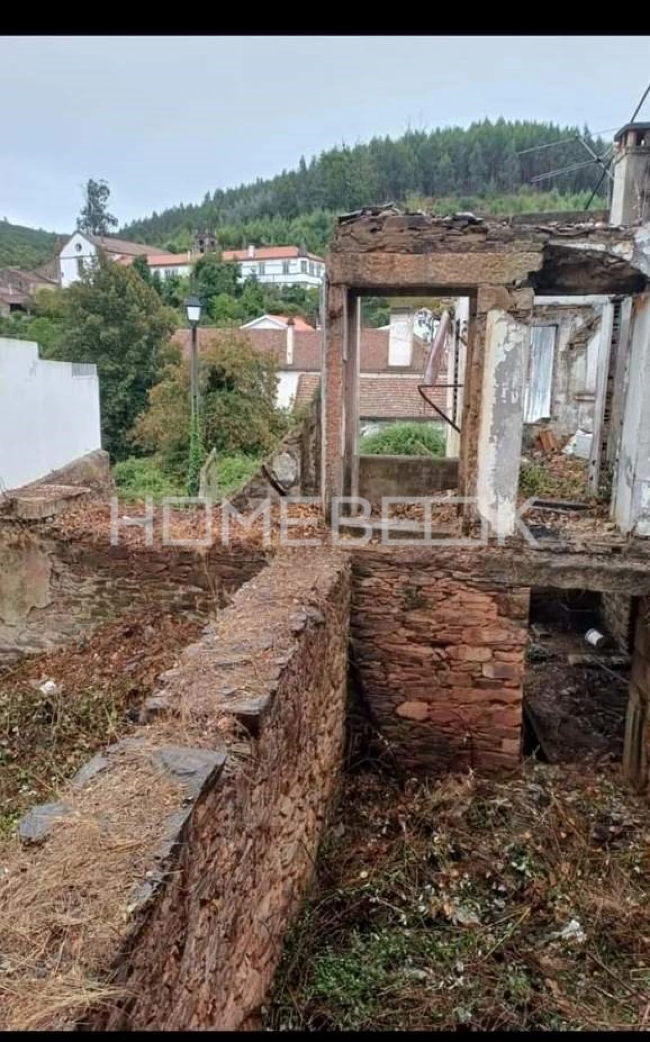 Moradia T3 para Venda em Vila Cova de Alva e Anseriz Foto 4