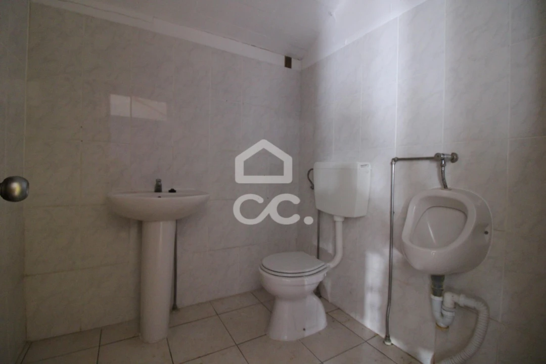 Armazém para Venda em Vila Verde da Raia Foto 20