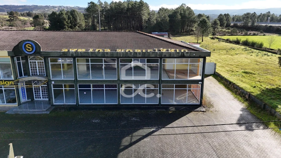 Armazém para Venda em Vila Verde da Raia Foto 64