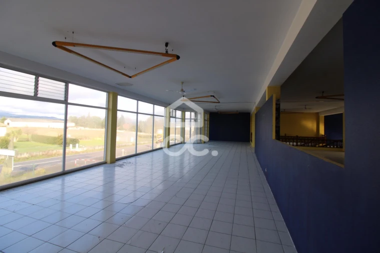 Armazém para Venda em Vila Verde da Raia Foto 46