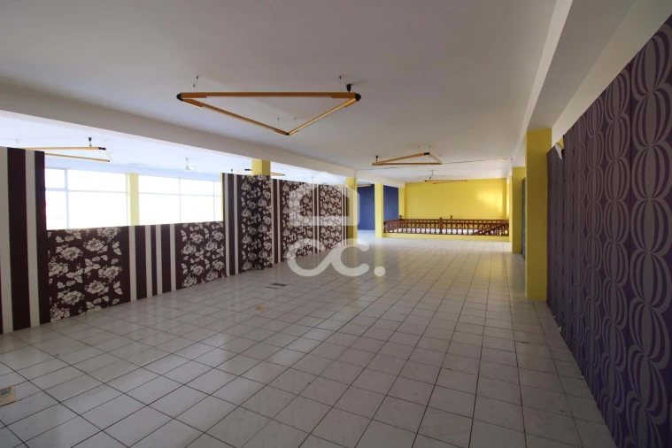 Armazém para Venda em Vila Verde da Raia Foto 41