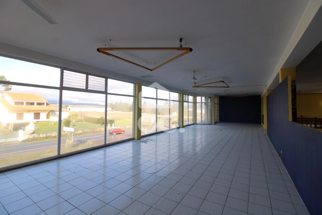 Armazém para Venda em Vila Verde da Raia Foto 47
