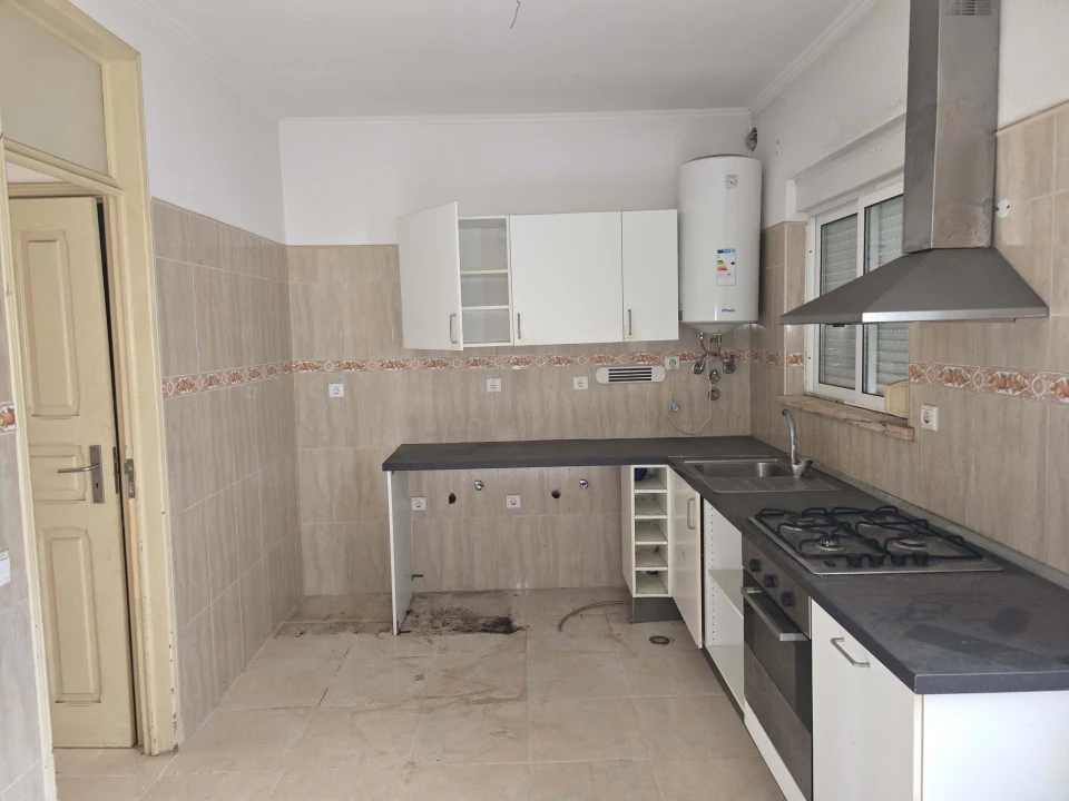 Prédio para Venda em Póvoa de Santa Iria e Forte da Casa Foto 16