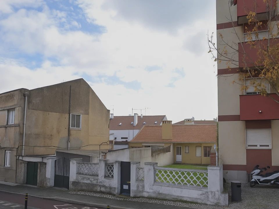 Prédio para Venda em Póvoa de Santa Iria e Forte da Casa Foto 4
