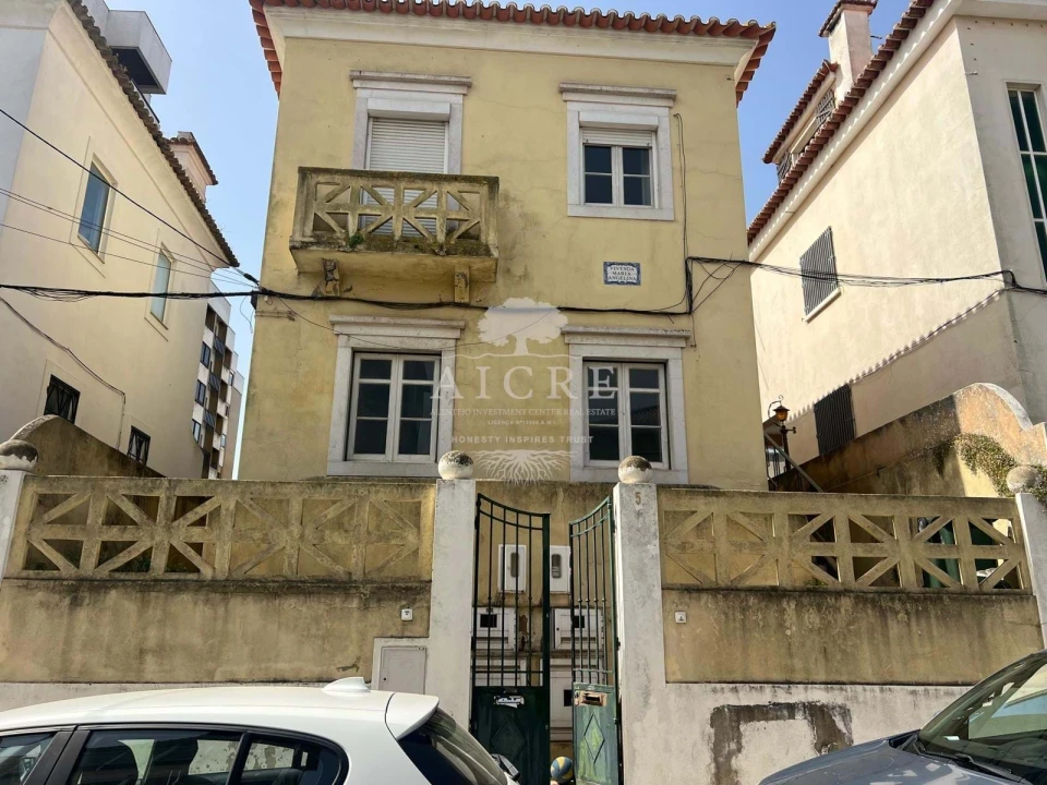 Moradia T2 para Venda em Carnide Foto 4