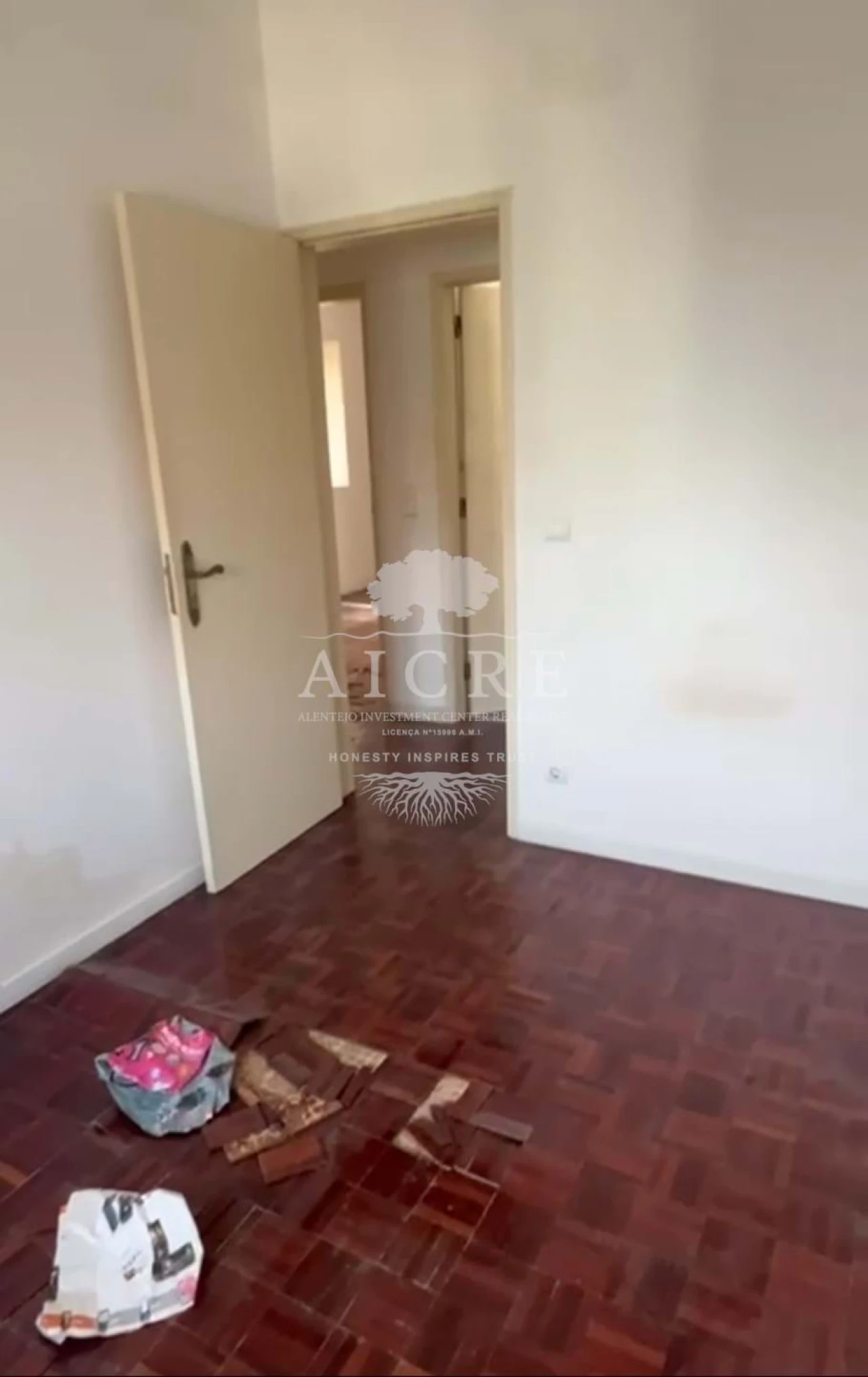 Moradia T2 para Venda em Carnide Foto 23