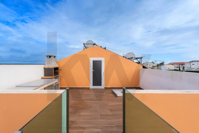 Moradia T6 para Venda em Vila de Sagres Foto 26