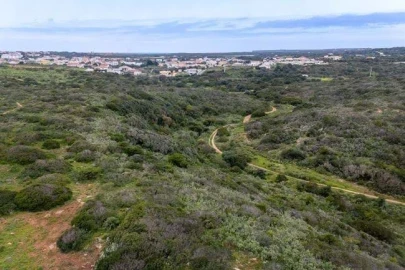 Terreno para Venda em Vila de Sagres