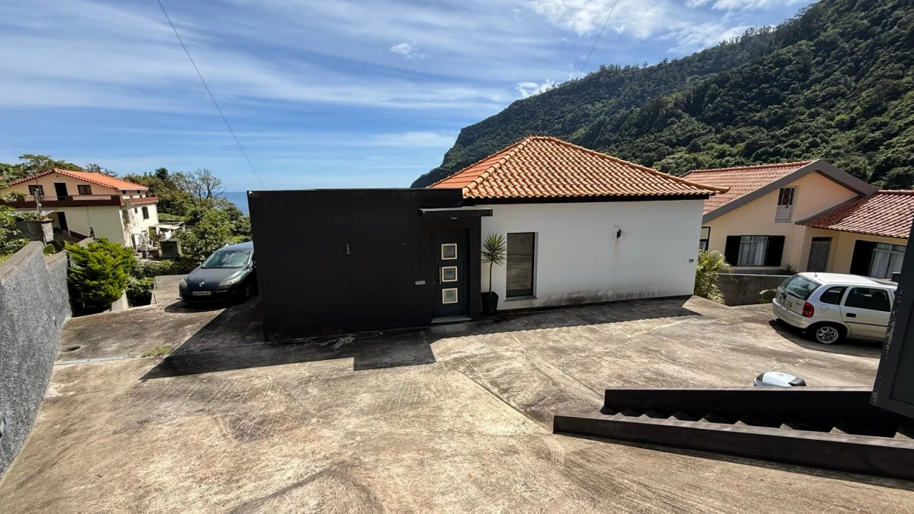 Moradia T3 para Venda em Arco de São Jorge Foto 27
