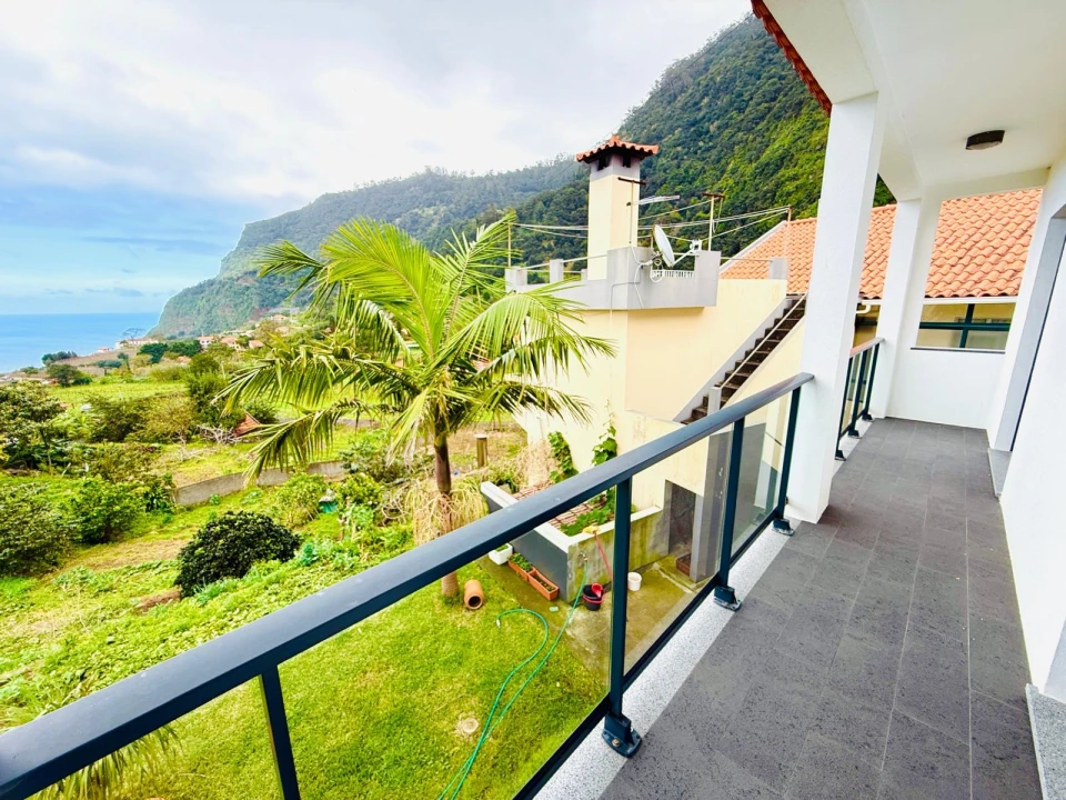 Moradia T3 para Venda em Arco de São Jorge Foto 8