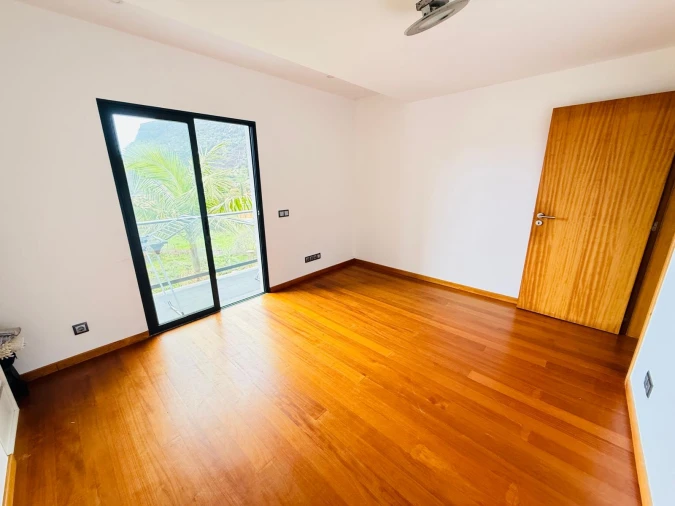 Moradia T3 para Venda em Arco de São Jorge Foto 7