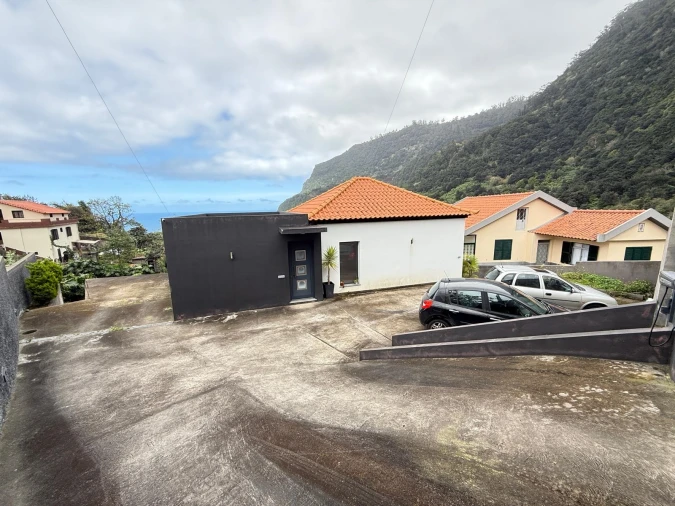 Moradia T3 para Venda em Arco de São Jorge Foto 23