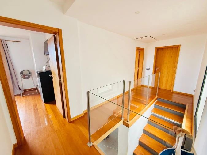 Moradia T3 para Venda em Arco de São Jorge Foto 3