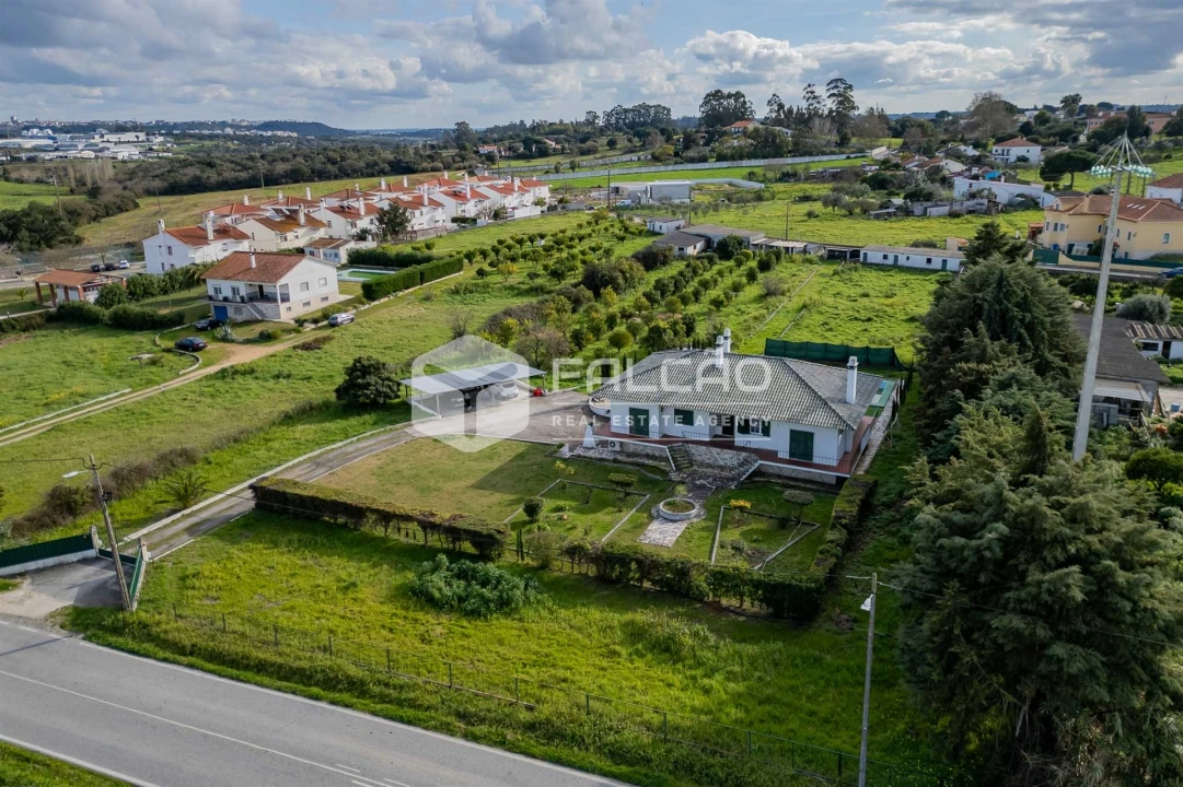 Moradia T6 para Venda em Romeira e Várzea Foto 10